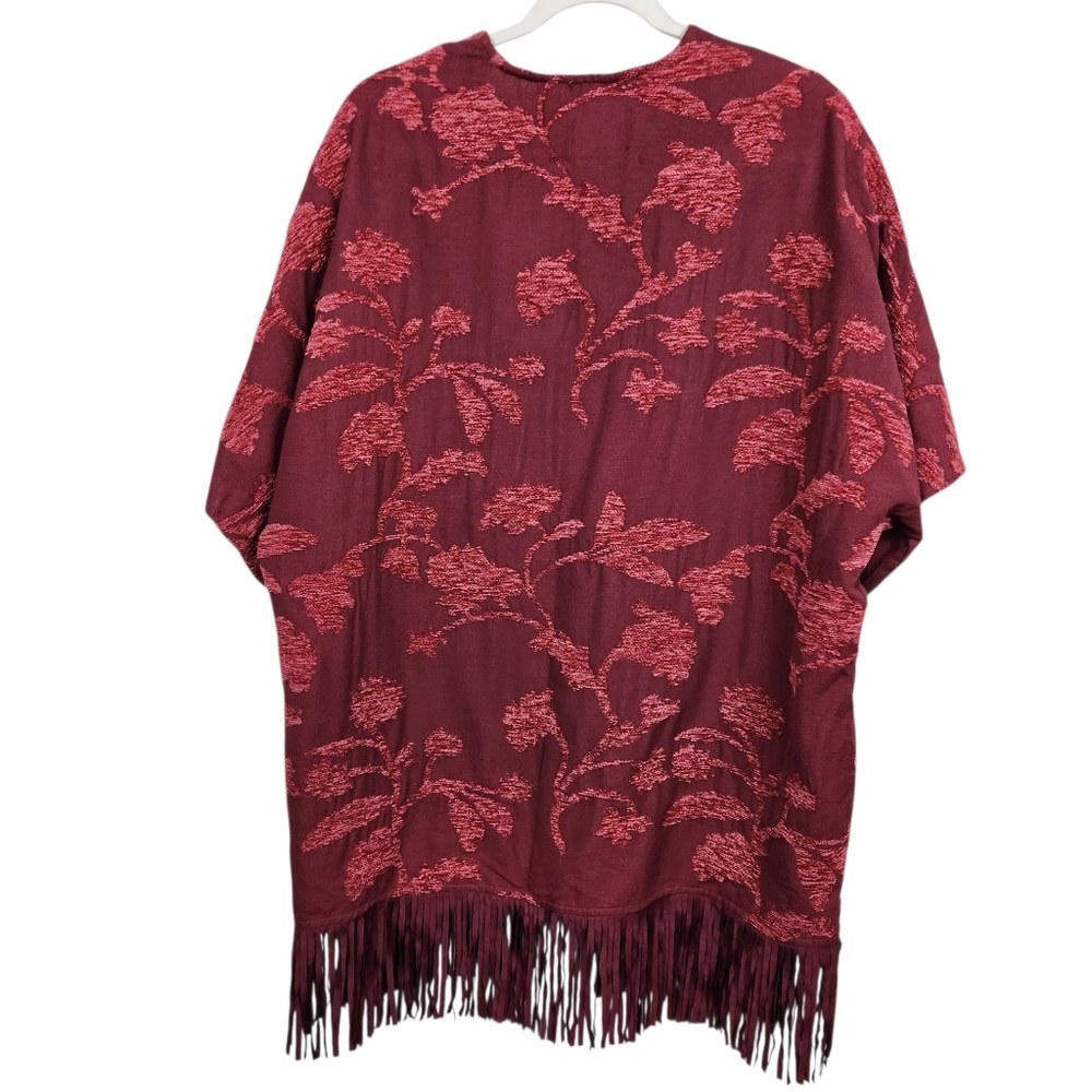 Chico's Chenille Floral Jacquard Fringe Red Ruana Shawl NWT Womens Size S/M - Picture 8 of 11